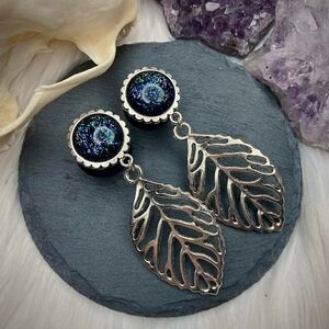 0g (8mm) Dangle plugs